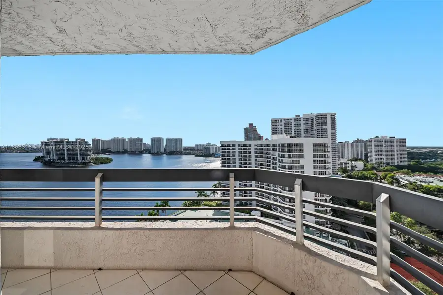 19101 NE 36th Ct #1905, Aventura, FL 33180 - Image #3