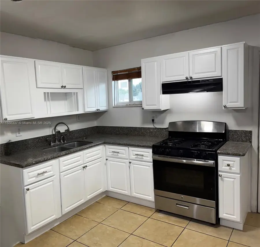 3630 NW 194th Ter, Miami Gardens, FL 33056 - Image #3