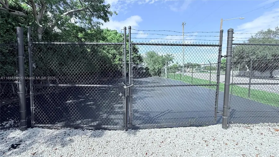 6050 N Miami Ave, Miami, FL 33137 - Image #3