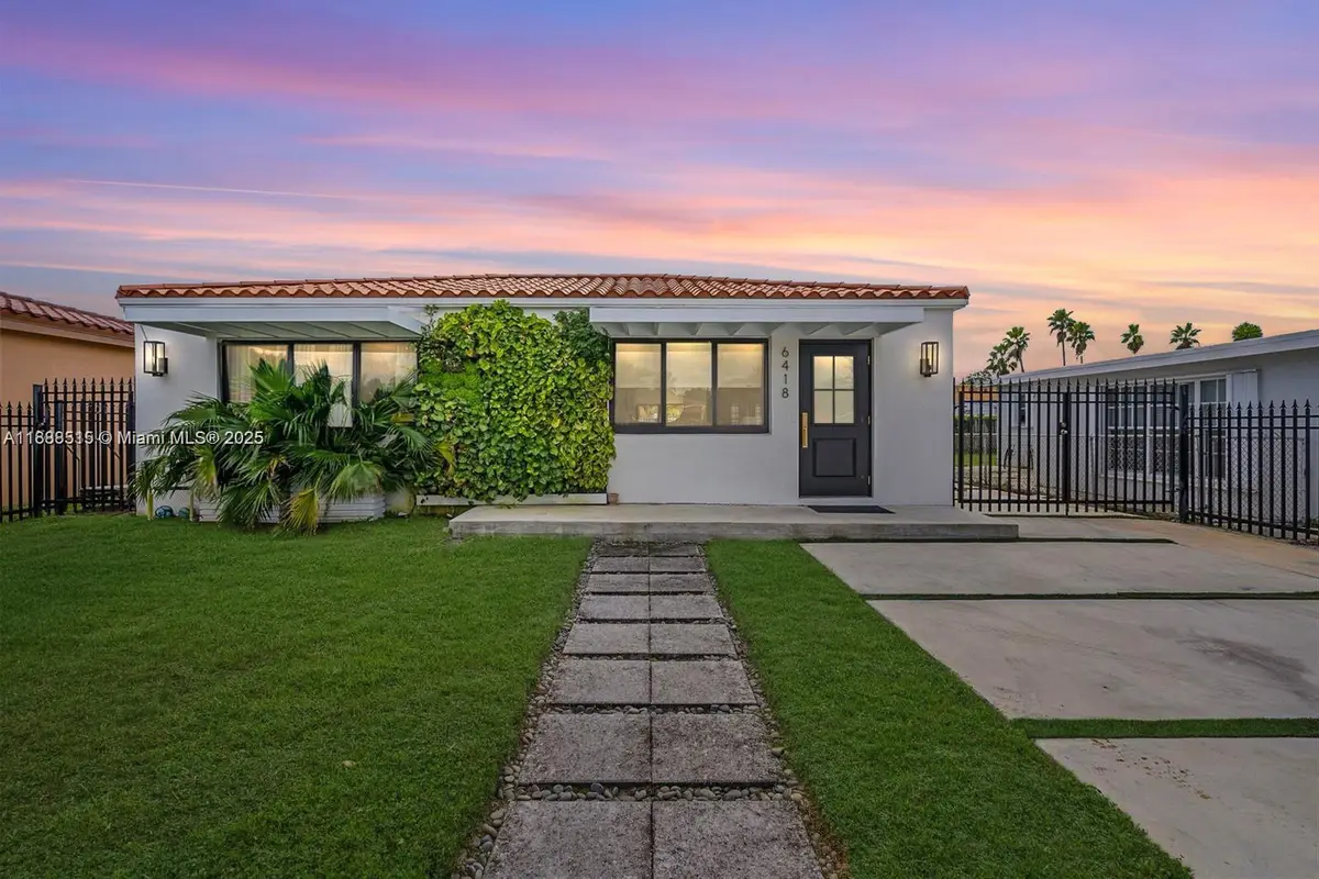 6418 SW 39th Ter, Miami, FL 33155 - Image #1
