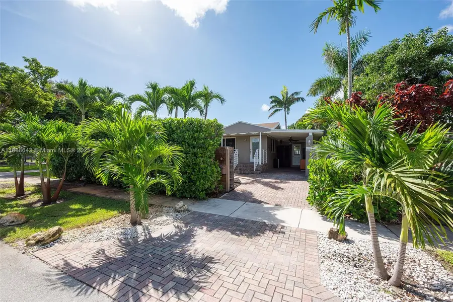 824 NE 17th Ct, Fort Lauderdale, FL 33305 - Image #3