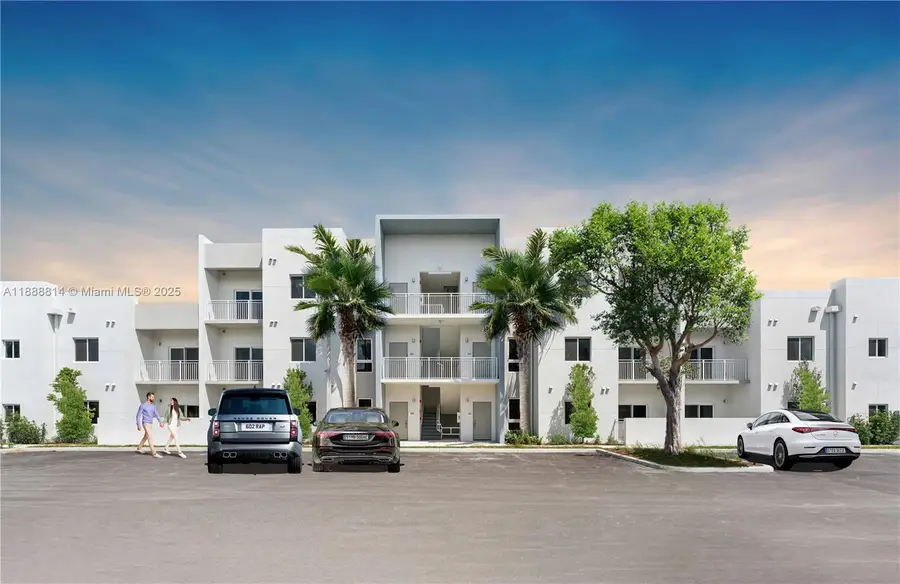 610 NE 2nd St #205, Dania Beach, FL 33004 - Image #2