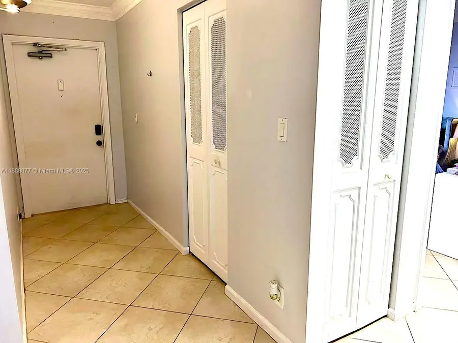 4570 NW 18th Ave #107, Deerfield Beach, FL 33064 - Image #3