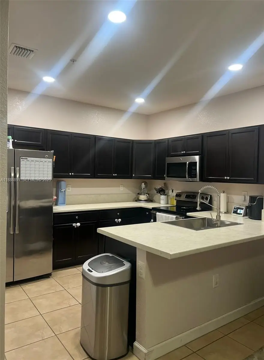 133 SE 28th Ter #9, Homestead, FL 33033 - Image #3