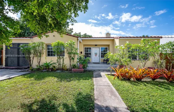 862 NE 82nd St, Miami, FL 33138