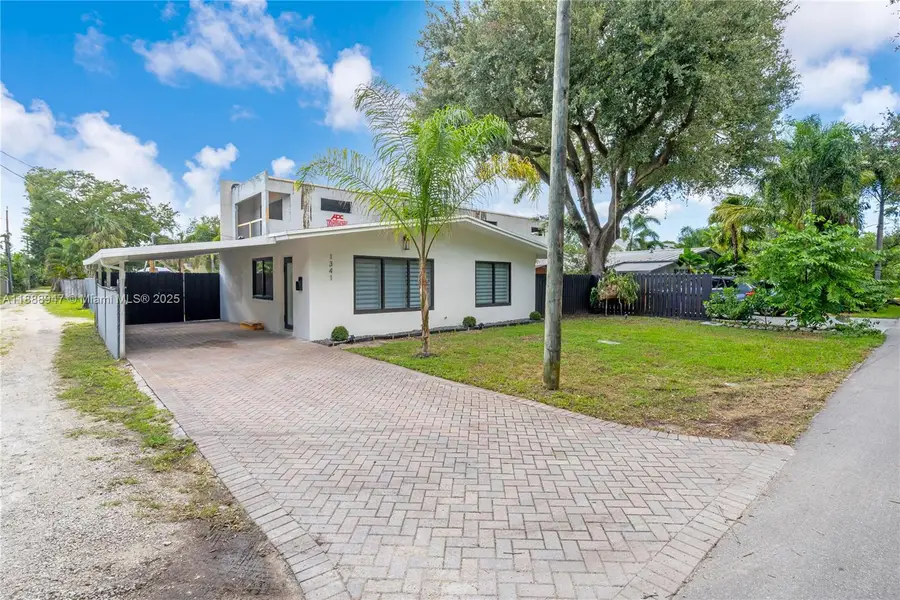 1341 SE 10th Ave, Fort Lauderdale, FL 33316 - Image #2