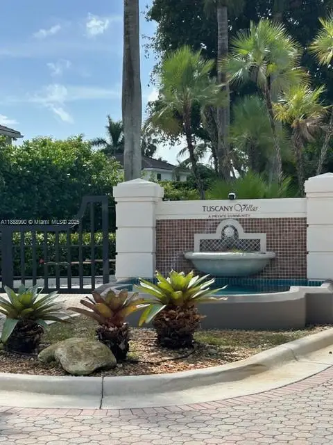 8523 SW 139th Ter, Palmetto Bay, FL 33158 - Image #2