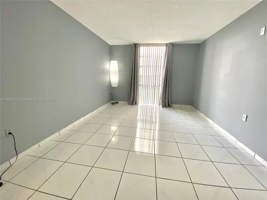 16950 Dixie #A536, North Miami Beach, FL 33160 - Image #3