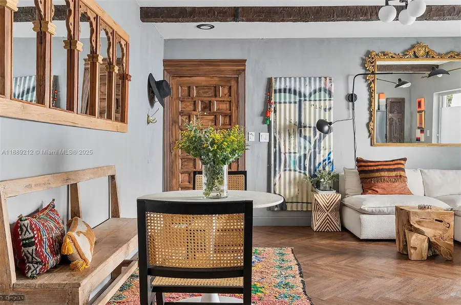 2858 Pine Tree Dr #4, Miami Beach, FL 33140 - Image #2