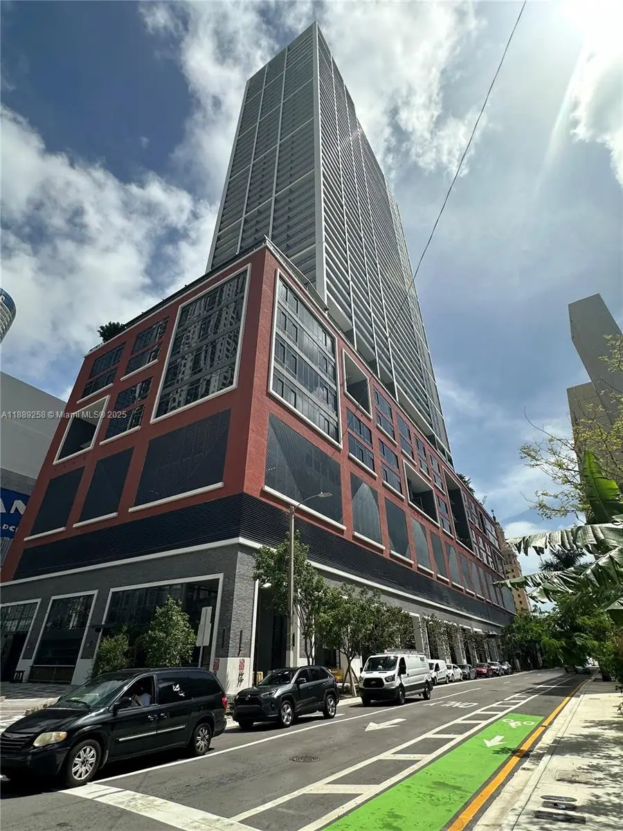 159 NE 6th St #PH-5013, Miami, FL 33132 - Image #2