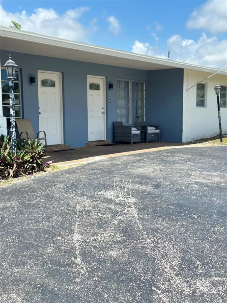 4671 SW 43rd Ter, Dania Beach, FL 33314 - Image #1