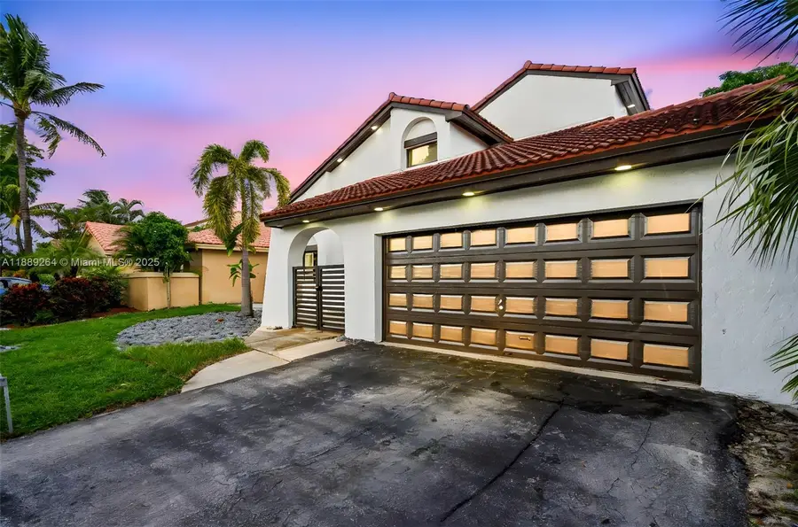 17353 NW 62nd Ct, Hialeah, FL 33015 - Image #2