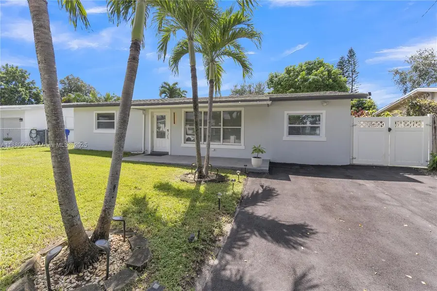 6320 Harding St, Hollywood, FL 33024 - Image #2