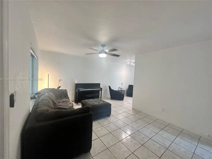 11201 NE 10th Ave, Biscayne Park, FL 33161 - Image #2