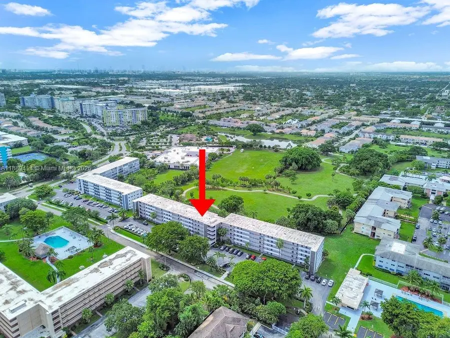 4800 Hillcrest Ln #210, Hollywood, FL 33021 - Image #2