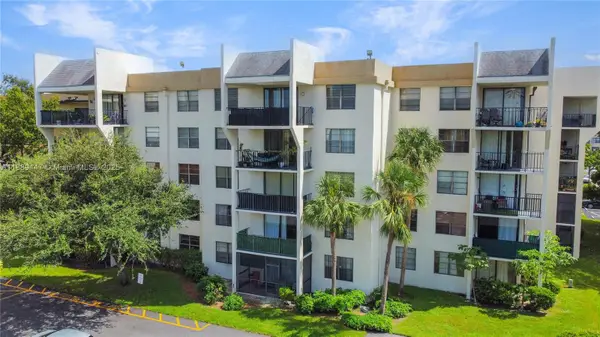 6190 Woodlands Blvd #312, Tamarac, FL 33319