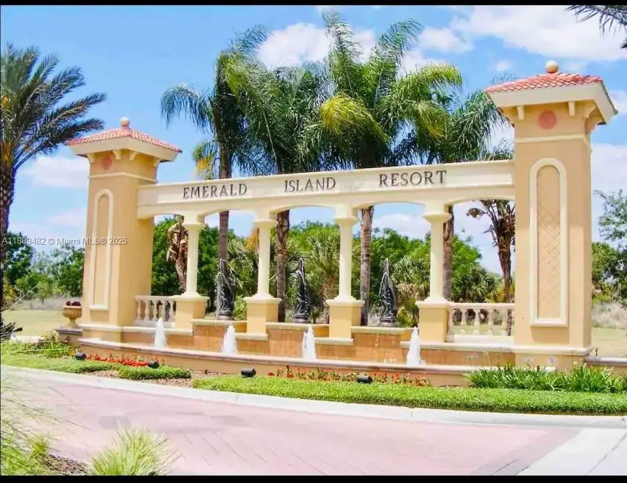 8520 Sunrise Key Dr, Kissimmee, FL 34747 - Image #2