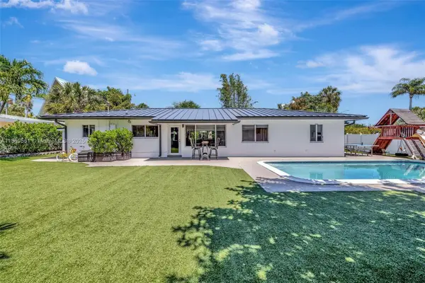 2506 NE 30th St, Fort Lauderdale, FL 33306