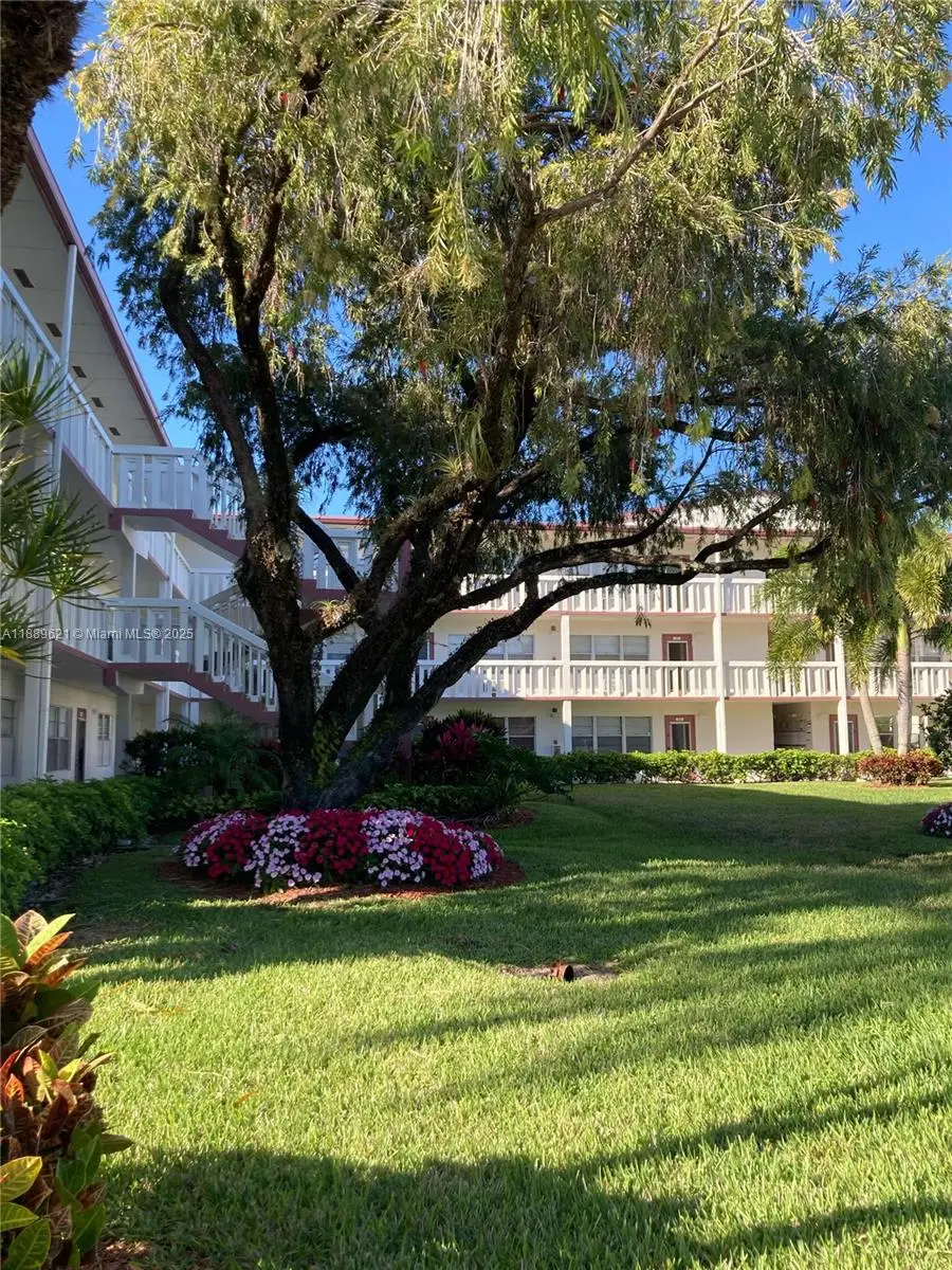 157 Fanshaw D #157, Boca Raton, FL 33434 - Image #2