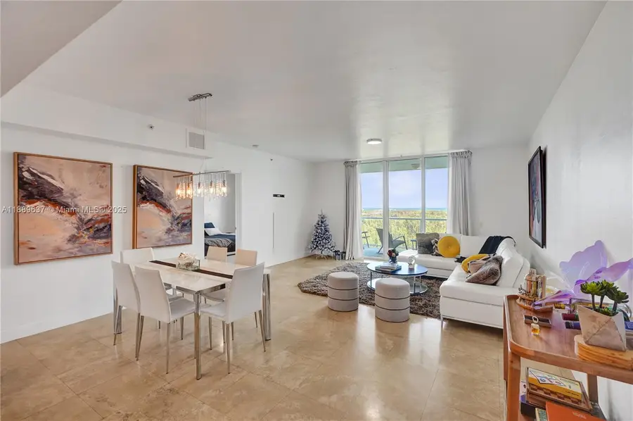 14951 Royal Oaks Ln #1704, North Miami, FL 33181 - Image #2