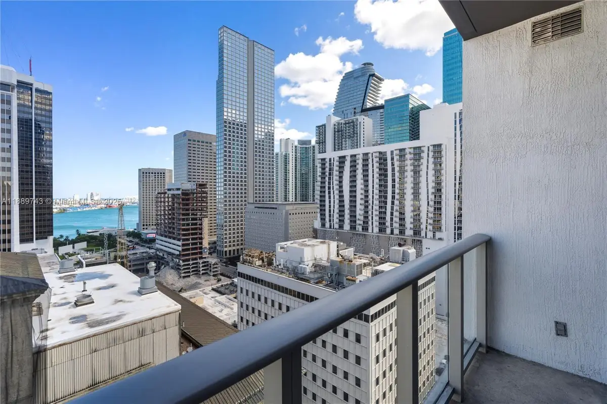 151 SE 1st Street #2002, Miami, FL 33131 - Image #1