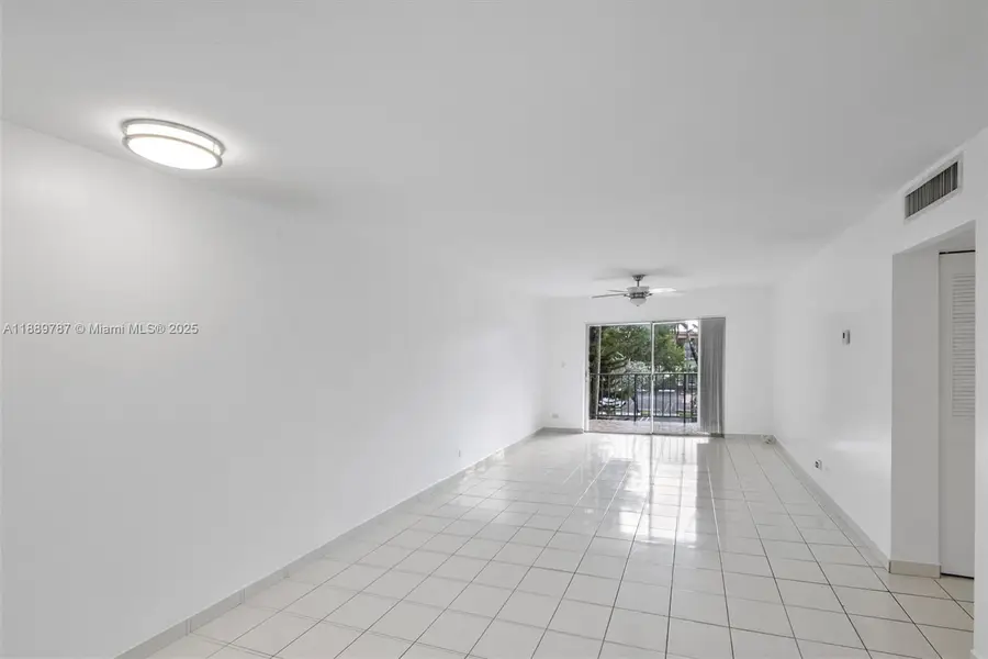 8107 SW 72nd Ave #201E, Miami, FL 33143 - Image #3