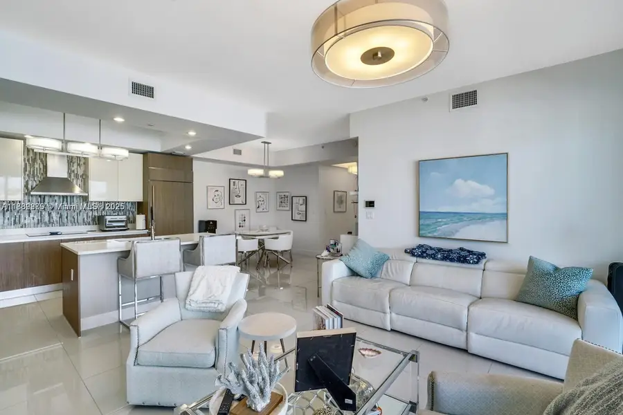 1200 Hillsboro Mile #1303, Hillsboro Beach, FL 33062 - Image #3