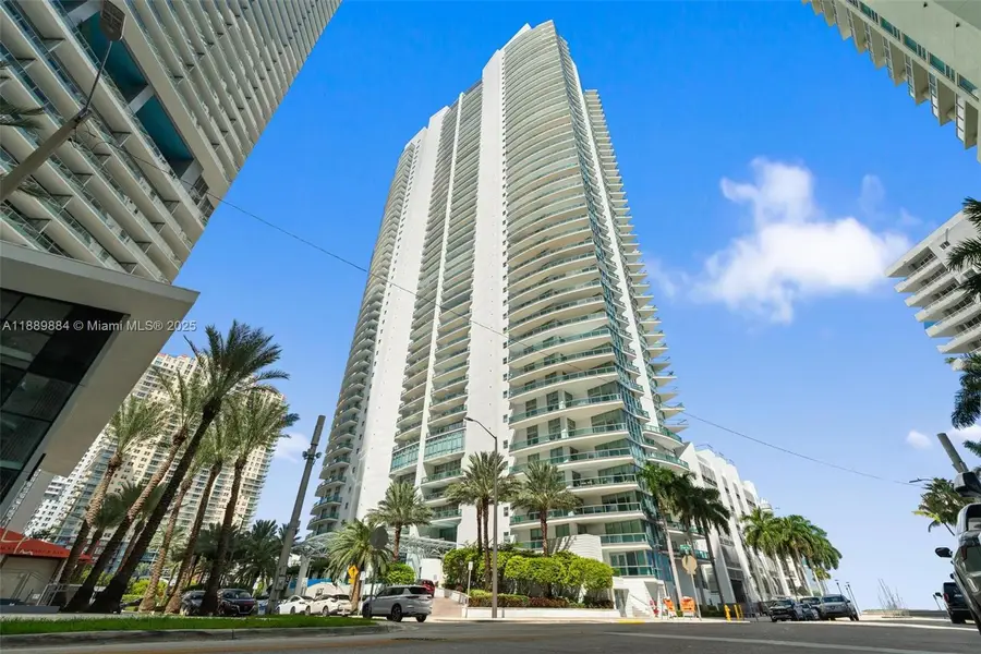 1331 Brickell Bay Dr #502, Miami, FL 33131 - Image #2