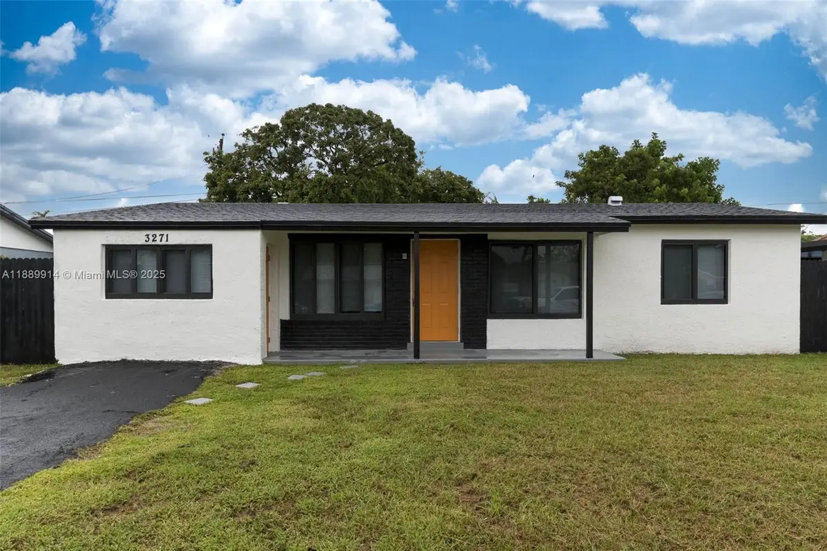 3271 NW 18th St, Lauderhill, FL 33311 - #1