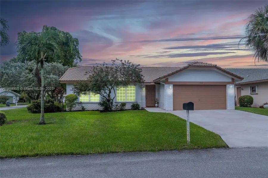 7747 Cloverfield Cir, Boca Raton, FL 33433 - Image #3