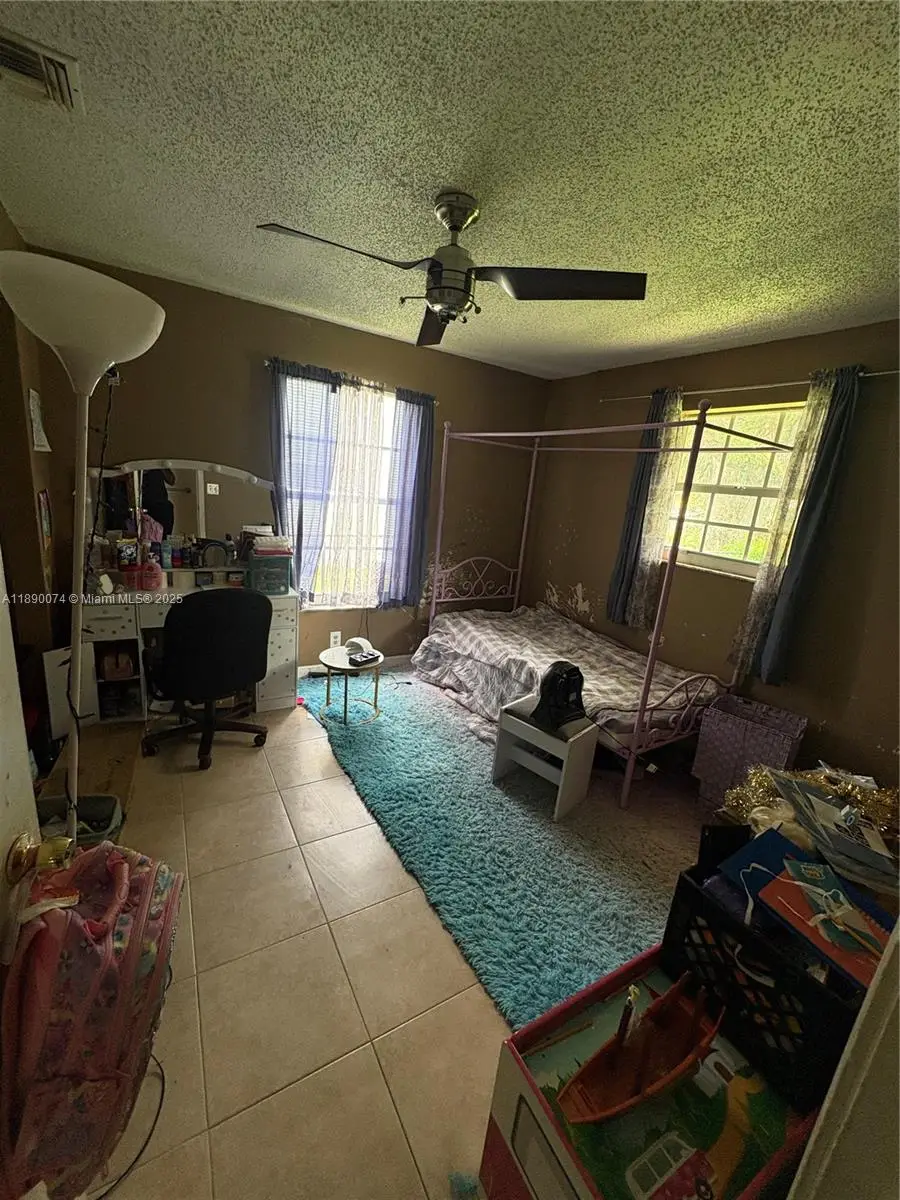 2837 NW 6th Ct, Fort Lauderdale, FL 33311 - Image #3