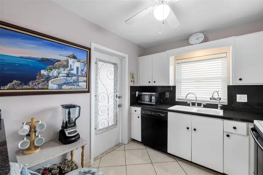 5300 Washington St #U405, Hollywood, FL 33021 - Image #3