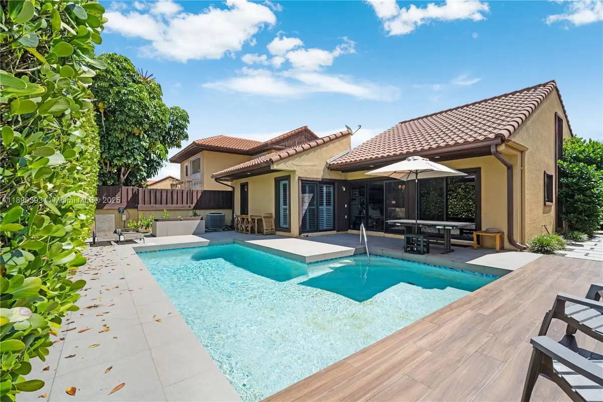 1017 NE 202nd Ln, Miami, FL 33179 - Image #1