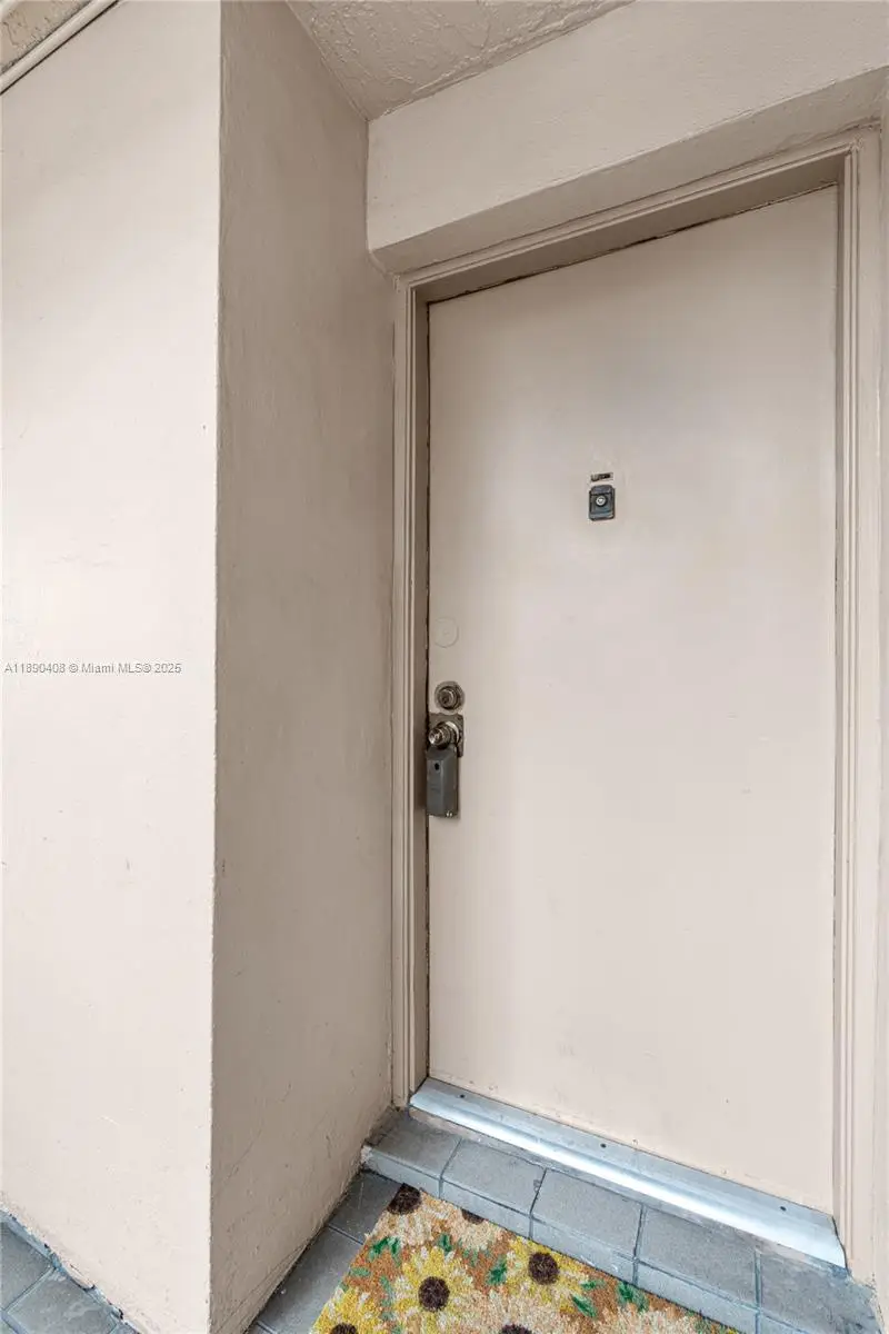 8895 Fontainebleau Blvd #107, Miami, FL 33172 - Image #3