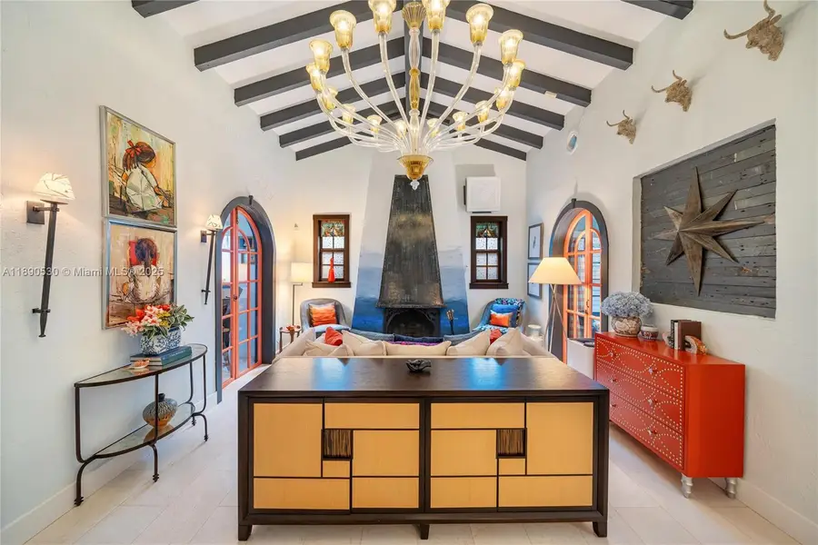 3650 N Bay Homes Dr, Miami, FL 33133 - Image #2