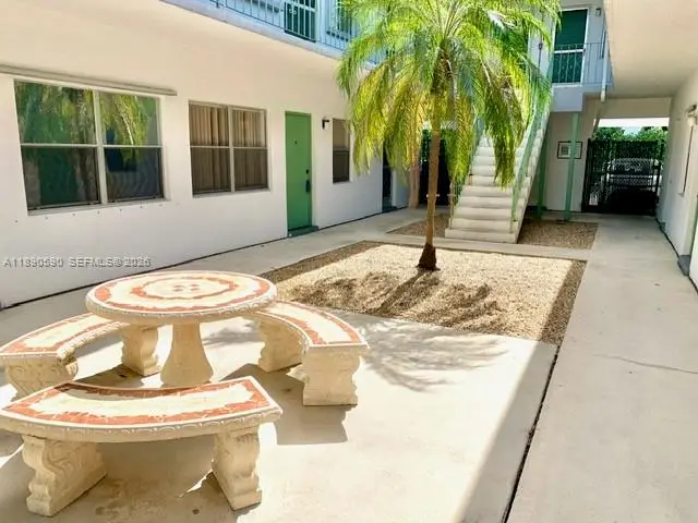 1824 Monroe St #4, Hollywood, FL 33020 - Image #1