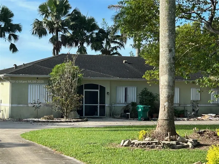 18760 SW 238th St, Homestead, FL 33031 - #2