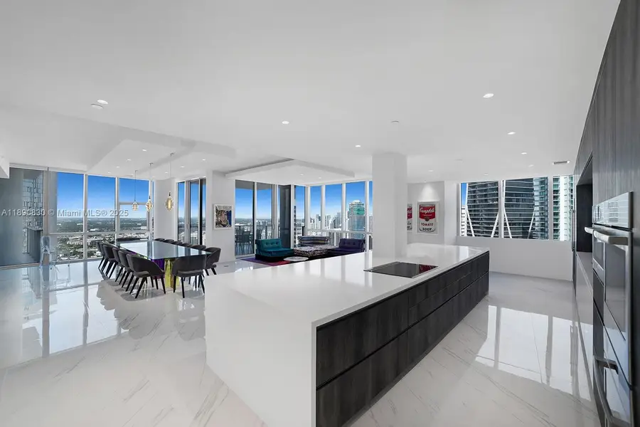 851 NE 1st Ave #4401/4402, Miami, FL 33132 - Image #3