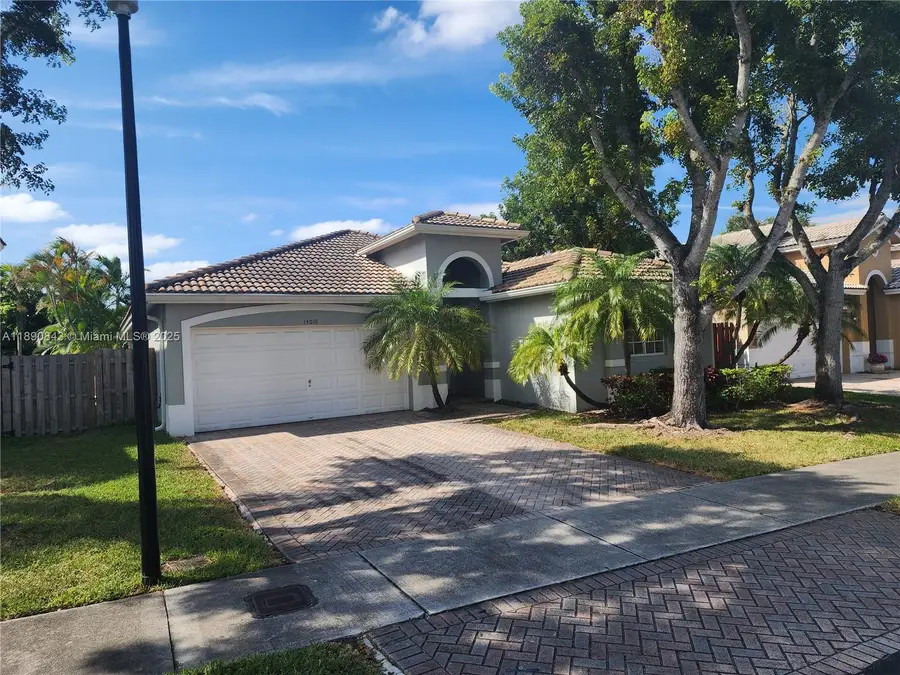 14018 SW 155th Ct, Miami, FL 33196 - Image #3