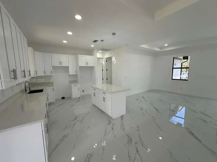 1043 Eisenhower Blvd, Lehigh Acres, FL 33974 - #3