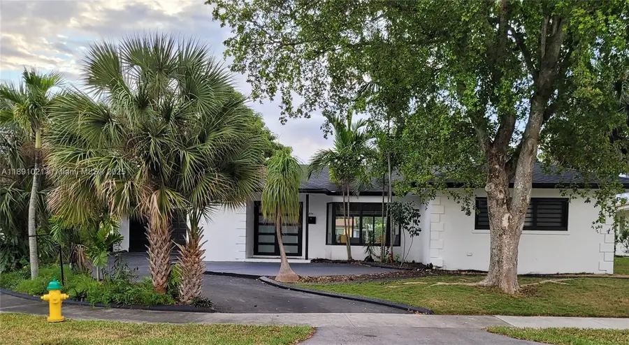 2856 NW 10th Ave, Wilton Manors, FL 33311 - Image #3