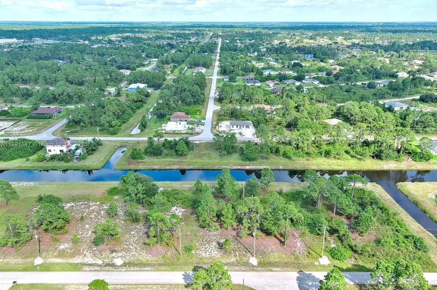 745 Troy Ave, Lehigh Acres, FL 33974 - #3