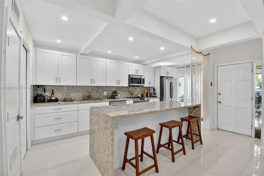 19220 NE 25th Ave #274B, Miami, FL 33180 - Image #2