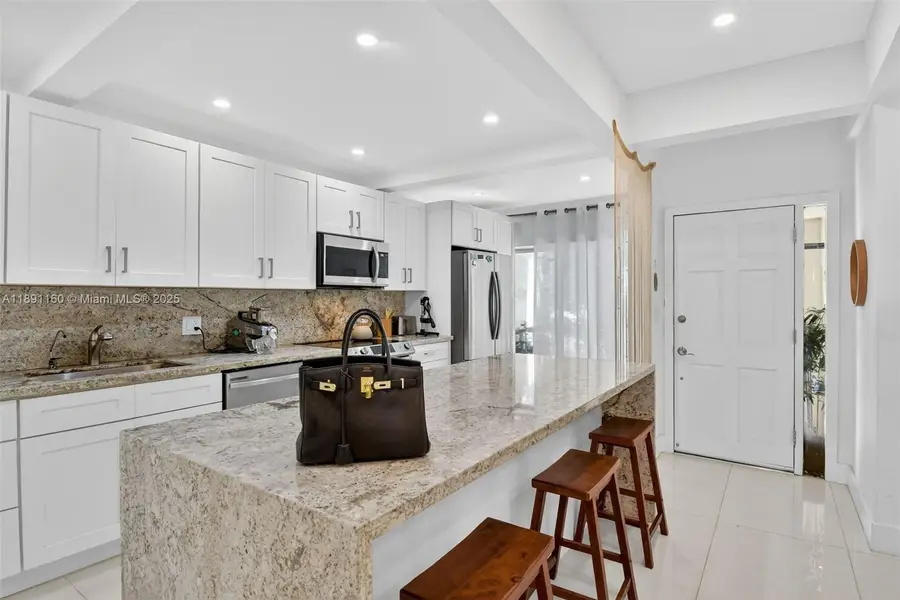 19220 NE 25th Ave #274B, Miami, FL 33180 - Image #3