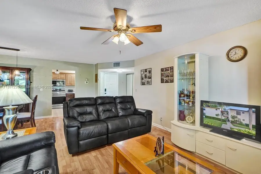 2541 N Carambola Cir N #1832, Coconut Creek, FL 33066 - Image #3