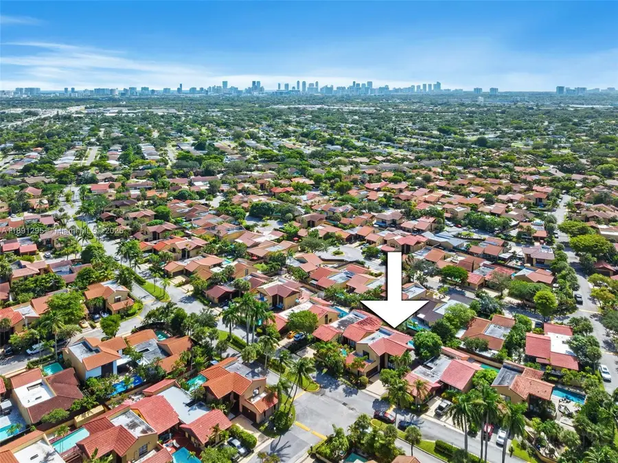 1010 NE 204th Ter, Miami, FL 33179 - Image #3