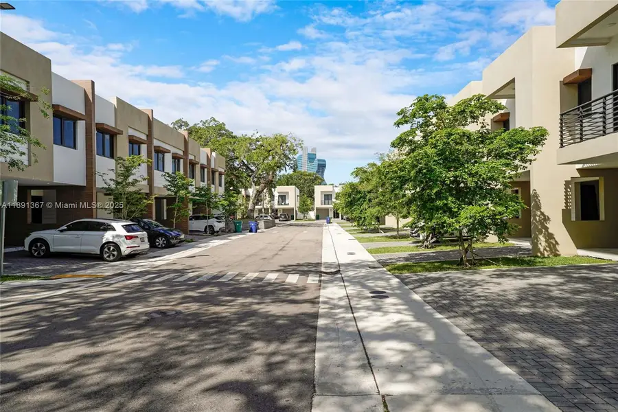 Address Withheld By Seller, Miami, FL 33314 - Image #2