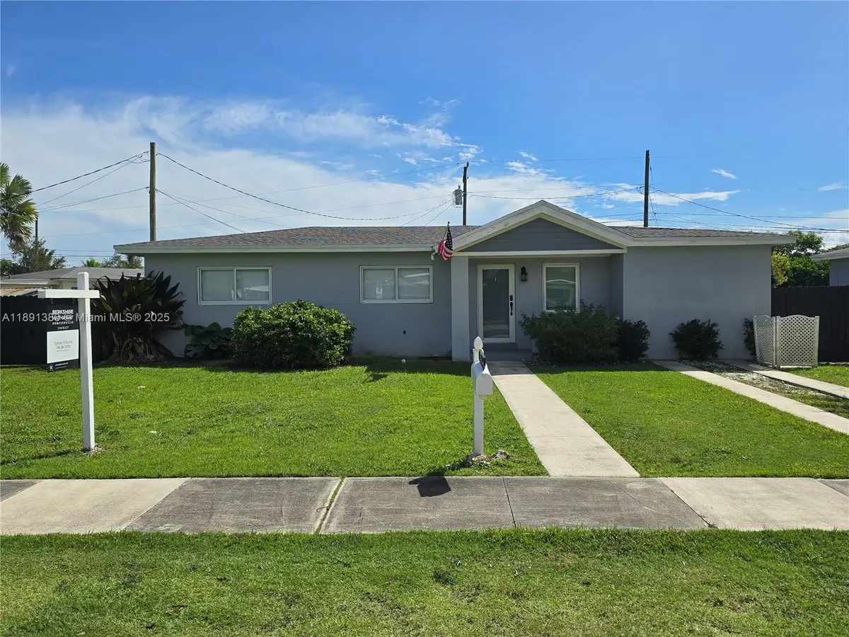 9870 Montego Bay Dr, Cutler Bay, FL 33189 - Image #1