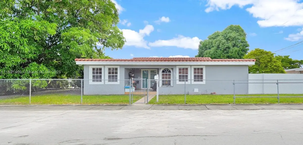 525 SW 68th Ave, Miami, FL 33144 - Image #1