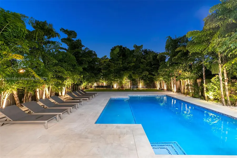 6529 SW 30th St, Miami, FL 33155 - Image #2